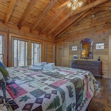 Blue Ridge Bliss- Spacious Cabin, Pets, Hot Tub! ภายนอก รูปภาพ