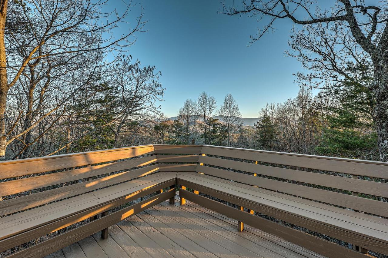 Blue Ridge Bliss- Spacious Cabin, Pets, Hot Tub! ภายนอก รูปภาพ